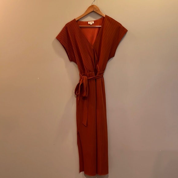 SOLD ✨Burnt orange dress 🍊 - Picture 2 of 7